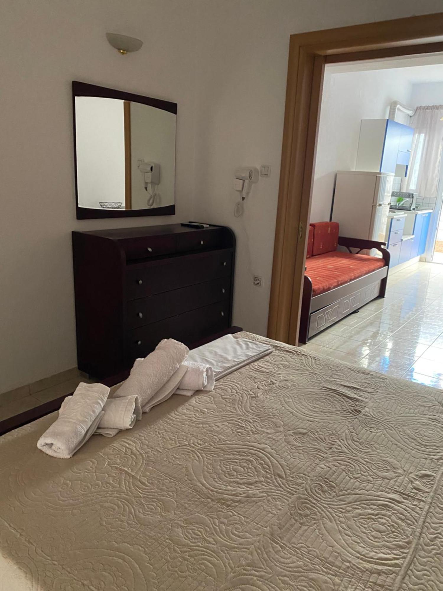 Dimos Apartments Kókkinon Nerón 外观 照片